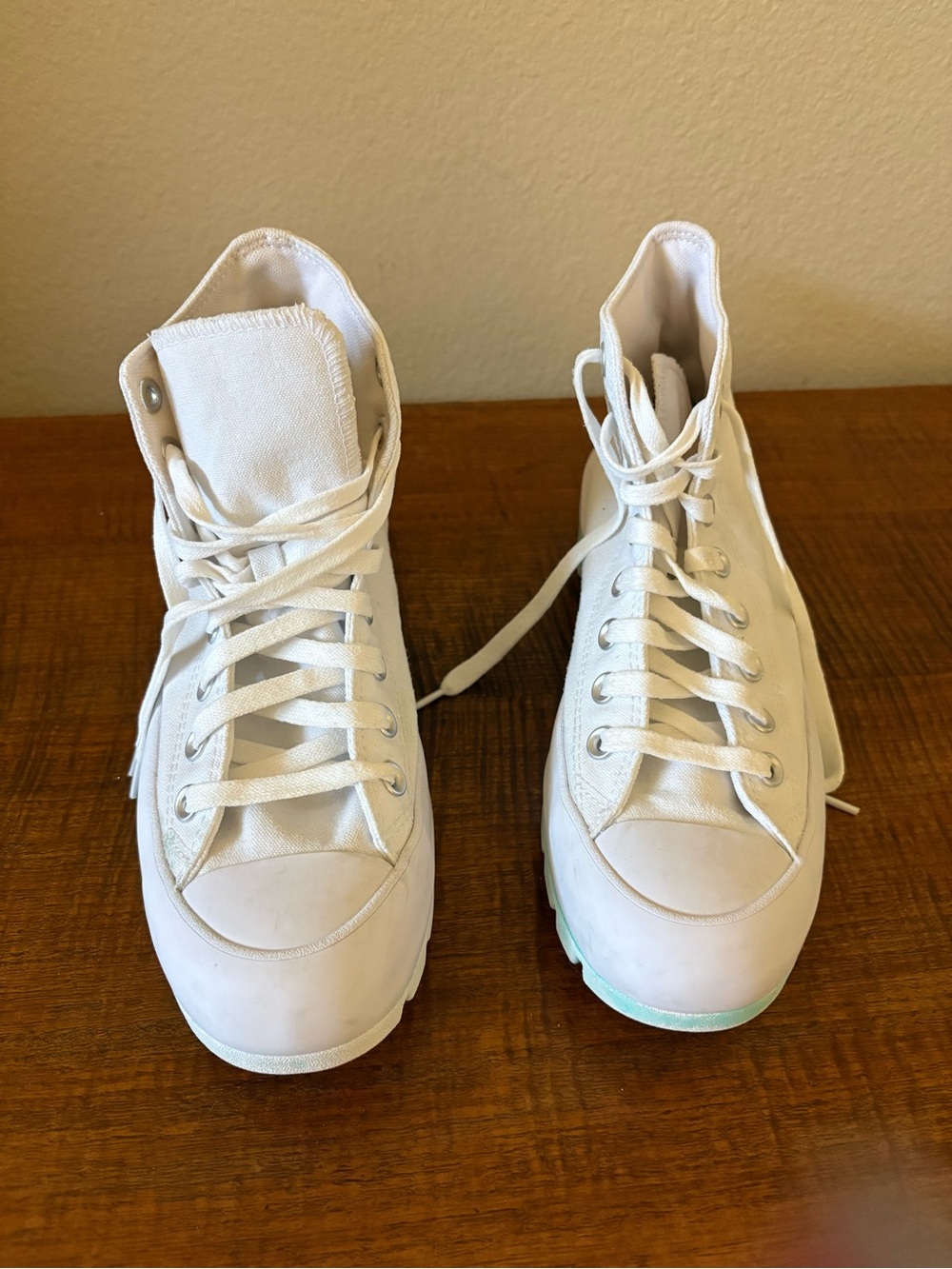 Converse Chuck Taylor All Star lugged high-top chunky platform sole 8.5 As Is